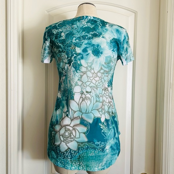 Style & Co / Teal & White~Floral Design Top With Embellishment - Picture 4 of 9